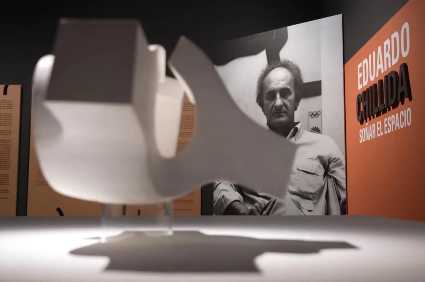 Exposicion Eduardo Chillida soñar el espacio
